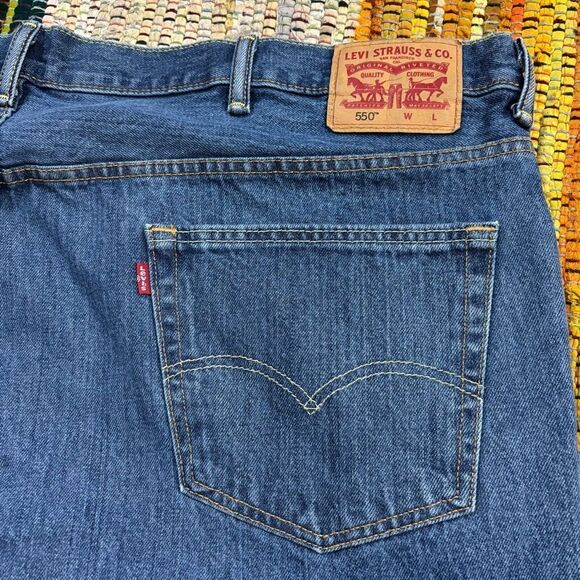 LEVI size 50x30 Classic Blue Men's Jeans 550 - Picture 5 of 11